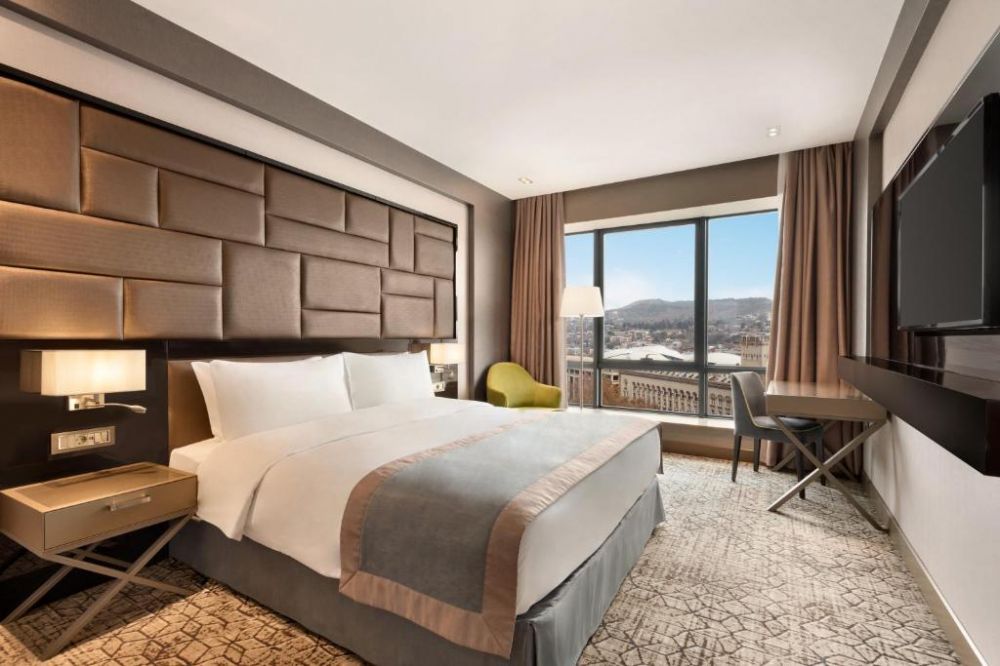 Deluxe King/Twin, Wyndham Grand Tbilisi 5*