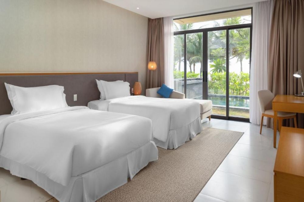 3 оr 4 Bedroom Pool Villa Beach Front, Wyndham Garden Cam Ranh Resort 5*