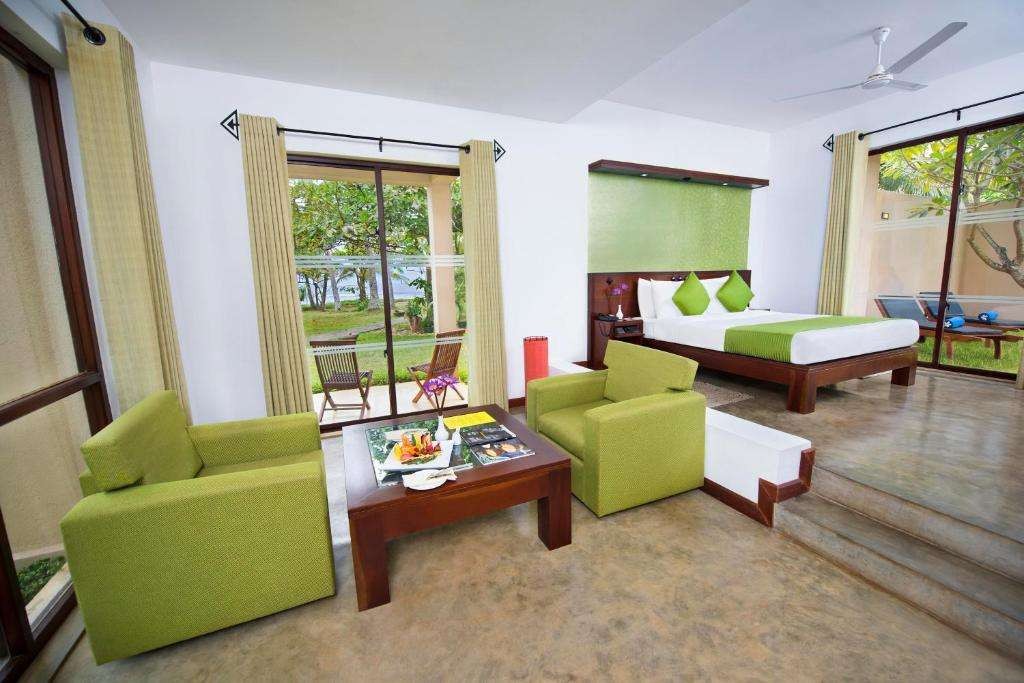 Deluxe Room With Plunge Pool, Mandara Resort 4*