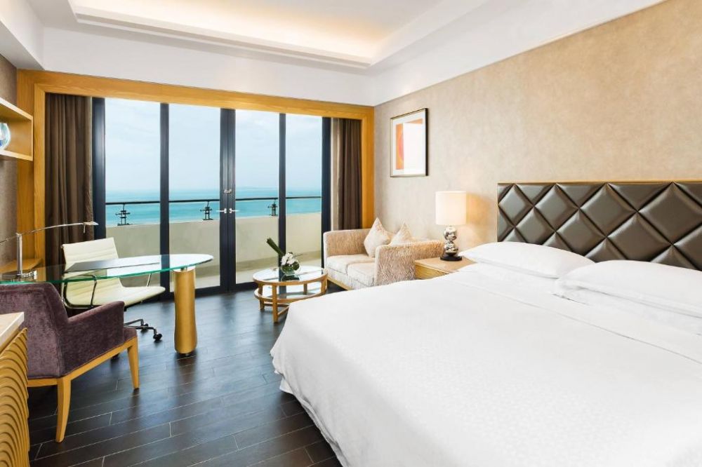 Deluxe Ocean Room, Four points by Sheraton Sanya 4*
