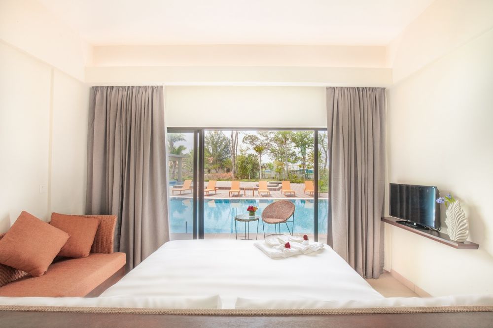 Pool Wing Lagoon Room, Camar Resort 4*