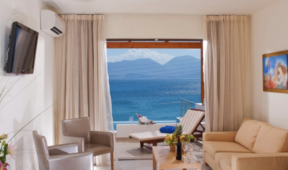 Superior Double Rooms Sea View Private Pool, Miramare Resort and Spa 4*
