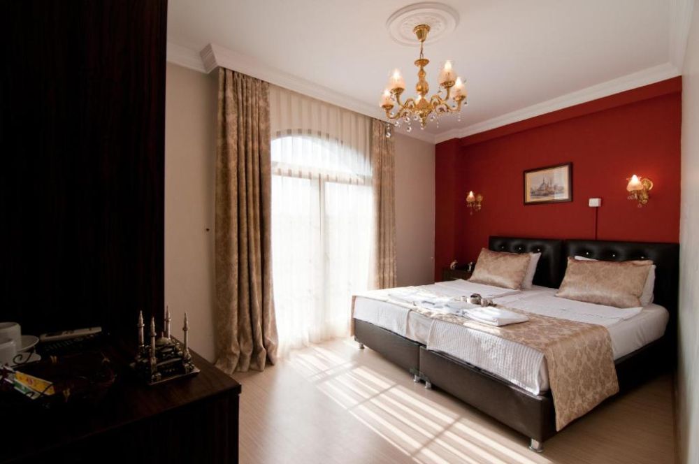 Standard Room, Magnificent Hotel 3*