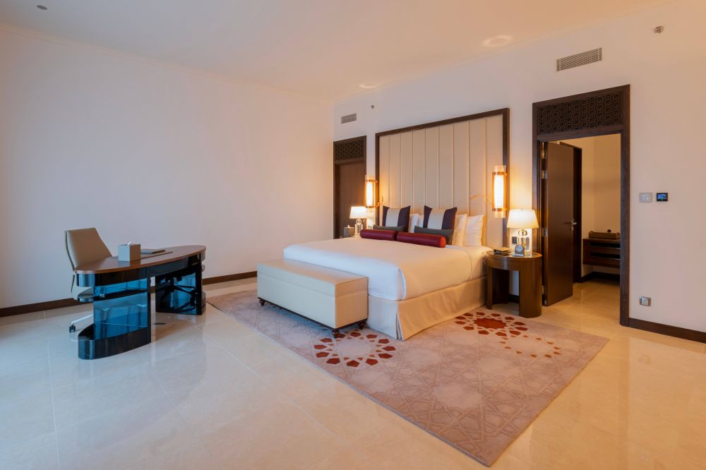 Junior Suite, Rixos Marina Abu Dhabi 5*