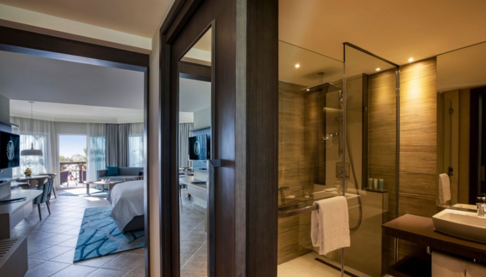 Spacious GV Suite, Fujairah Rotana Resort and SPA 5*