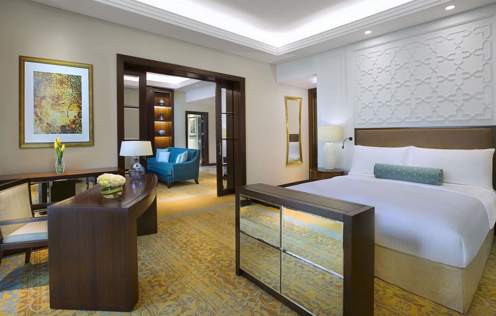 Family Suite, The Ritz Carlton Dubai Jumeirah 5*