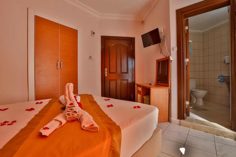 Standard Room, Angora Hotel 3*