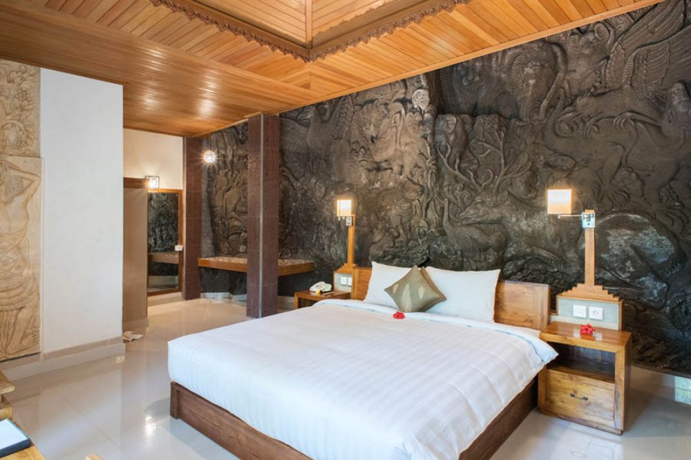 Deluxe/ Legong Suite, Bali Spirit Hotel and Spa 4*