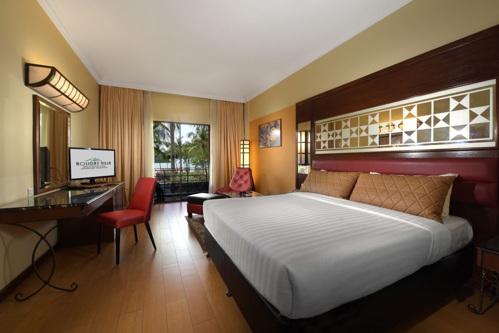 Premium Deluxe, Holiday Villa Beach Resort & Spa 4*