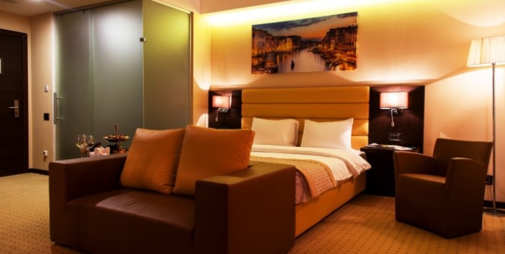 Делюкс, Comfort Hotel Astana 4*
