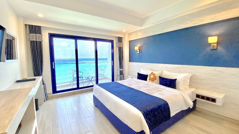 Deluxe Double Room Sea View with Balcony, Kaani Palm Beach 