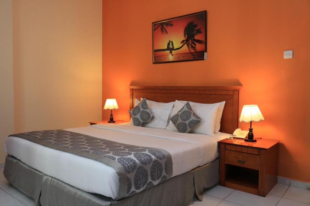 One Bedroom Suite, Al Maha Regency Hotel Suites Sharjah 2*