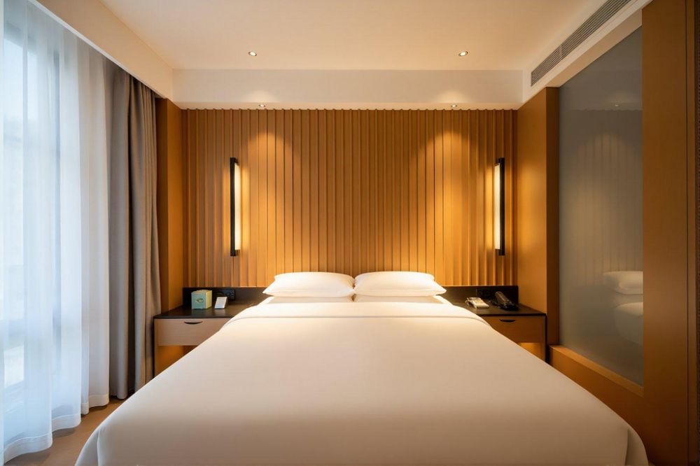 Dongrong Guest Superior King Room, Guest House International Hotel Sanya 4*