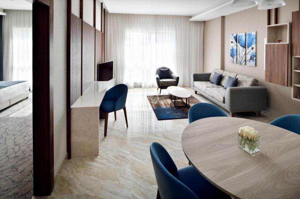 One Bedroom Apart/ Burj Khalifa View, Movenpick Hotel Apartments Downtown 5*
