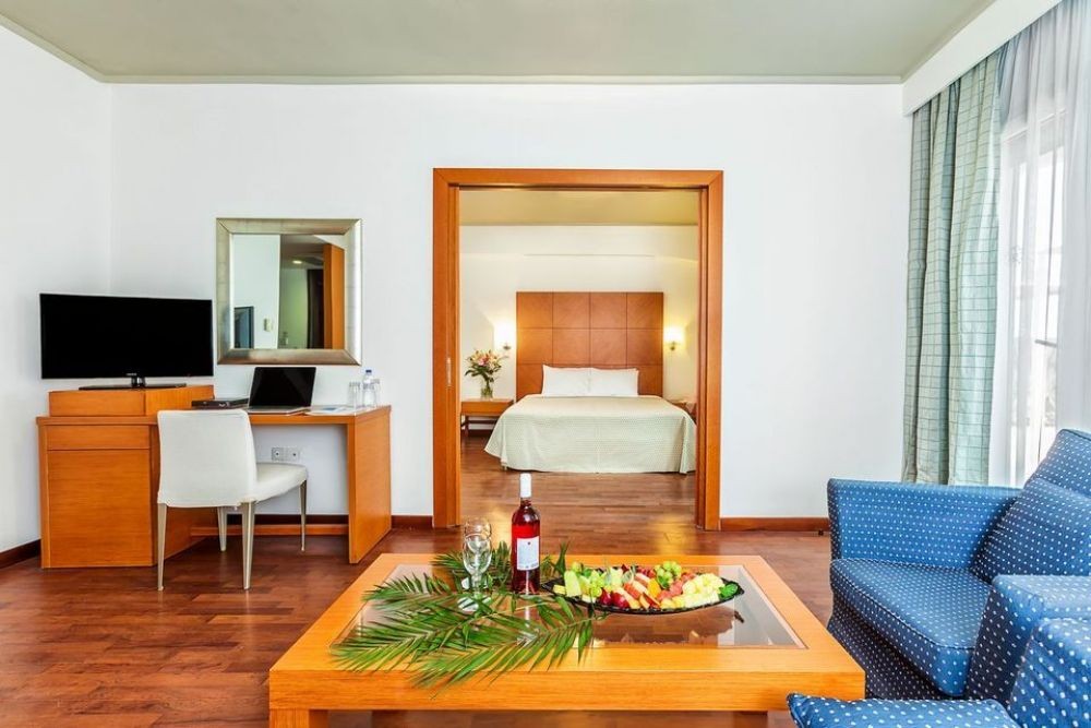 Deluxe Suite SV, Xenios Anastasia Resort & Spa 5*