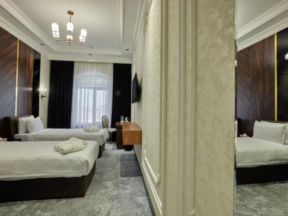 Double/ Twin Room, Continental 4*