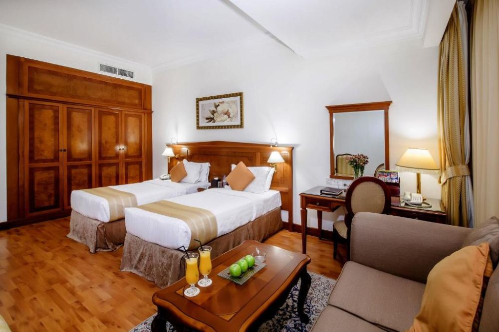 Deluxe Room, Grand Excelsior Hotel Bur Dubai 4*