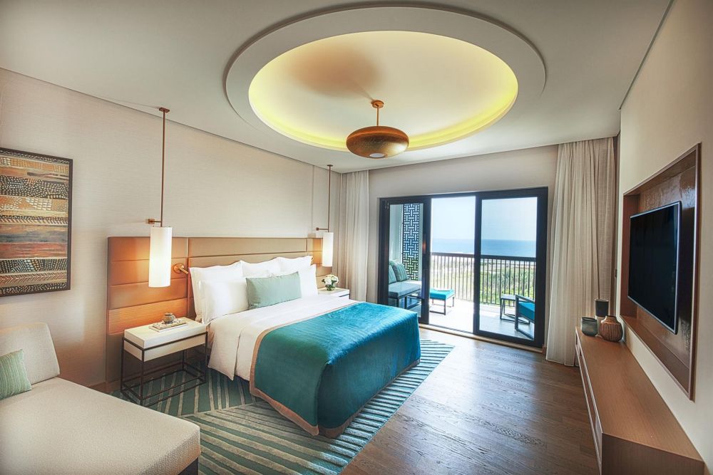 Deluxe Ocean View Room, Intercontinental Fujairah Resort 5*