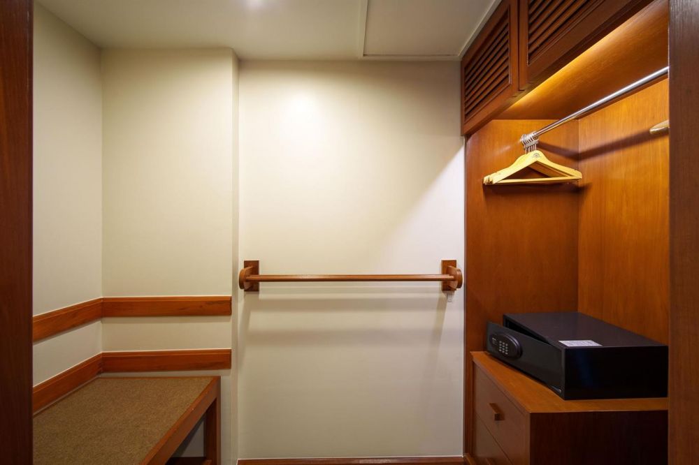 Premier Deluxe Royal Wing, Royal Paradise Hotel 4*