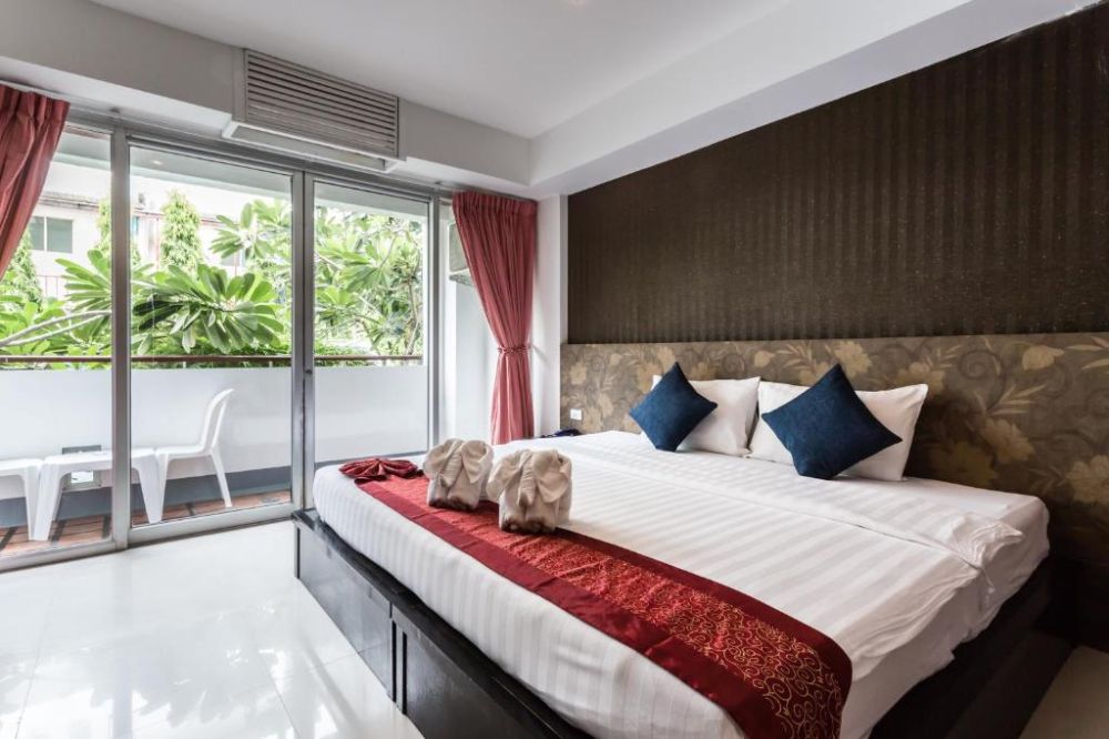 Superior Room, 7Q Patong Beach Hotel 3*
