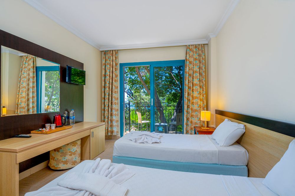 Standard Room GV/SV, Monte Beach Resort Hotel 4*
