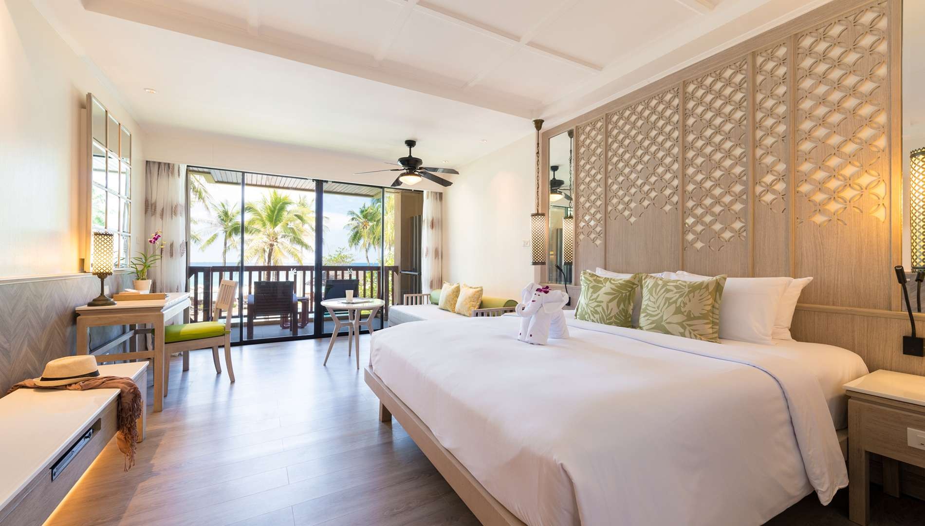 Junior Suite, Kata Thani Phuket Beach Resort 5*