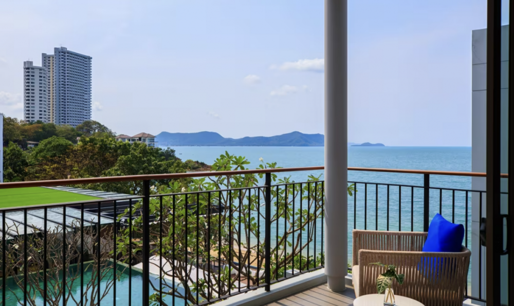 Pool Villa, Renaissance Pattaya Resort & SPA 5*