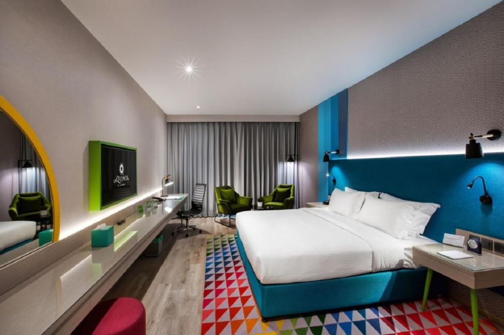 Deluxe Room, La Quinta By Wyndham Dubai Jumeirah 4*