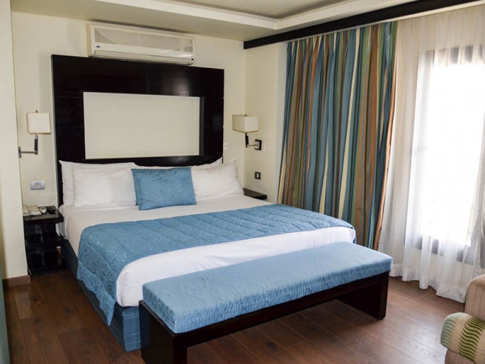 Executive Suite, Reef Oasis Blue Bay 4*