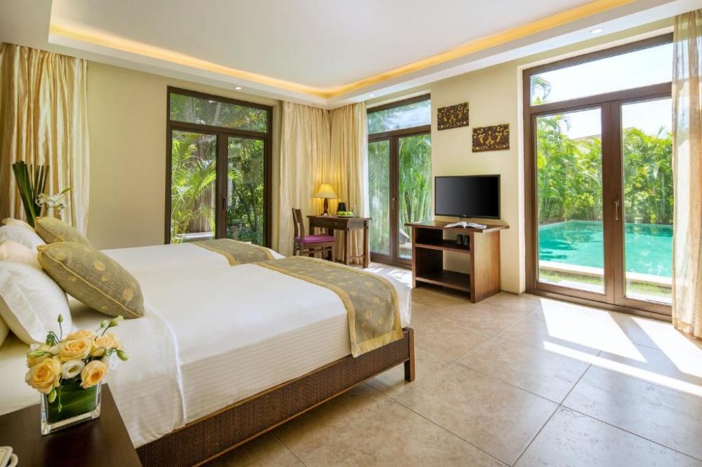 3 Bedrooms Villa, Yalong Bay Villas & Spa 5*