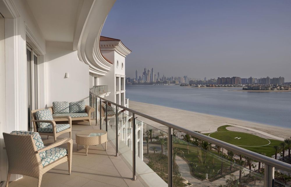 Deluxe Suite, Waldorf Astoria Dubai Palm Jumeirah 5*
