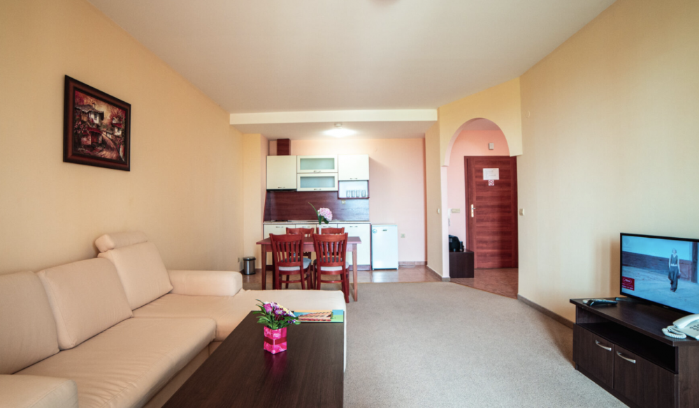 One Bedroom Apartment, Paradise Green Park 3*