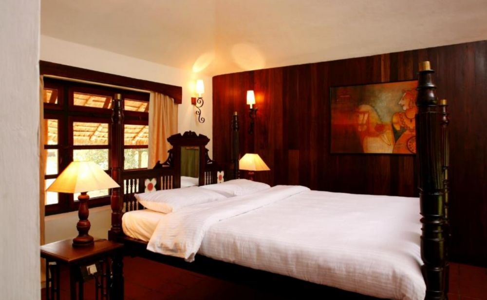 Deluxe Cottage With Pvt Garden A/C, Spice Village 3*