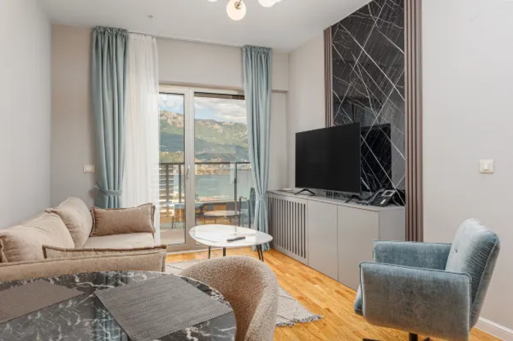 Skyline One-Bedroom Apartment Sea View with Terrace, Harmonia By Dukley 4*