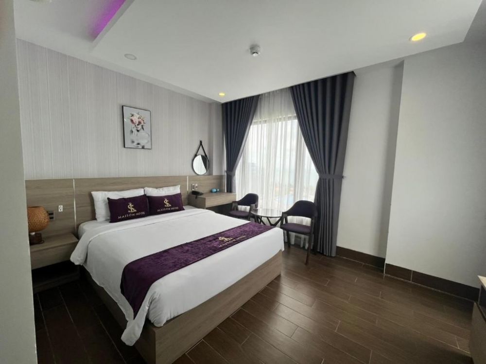 Deluxe City View, Maison Hotel Phu Quoc 3*