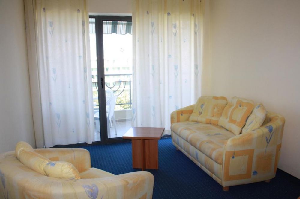 One Bedroom Apartment, Perunika Hotel 3*