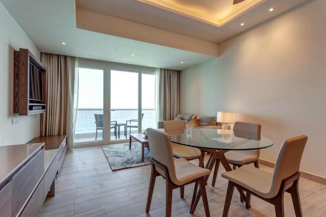 Luxury Presidential One Bedroom Suite Sunset Diamond Club, Royalton CHIC Suites Cancun | Adults Only 5*