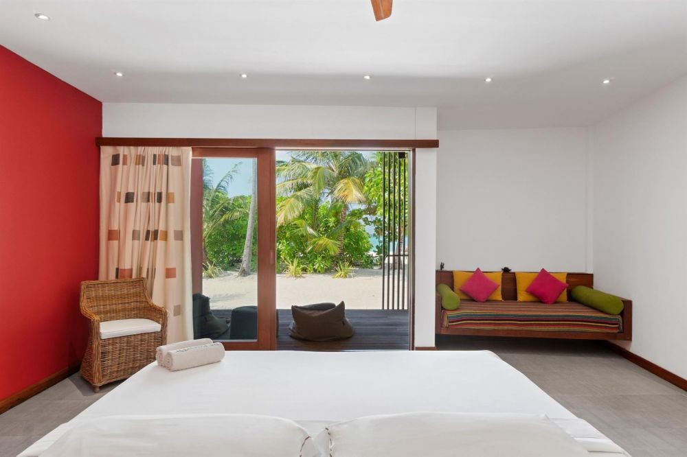 Seaside Room, The Barefoot Eco Hotel 