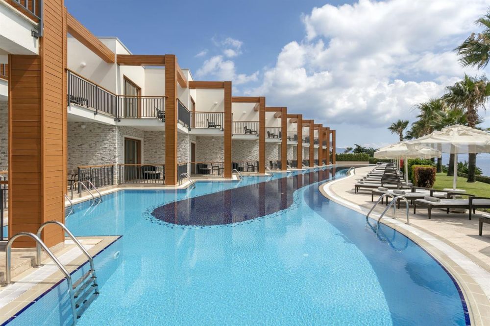 Superior Suite Swim Up, Kefaluka Resort 5*