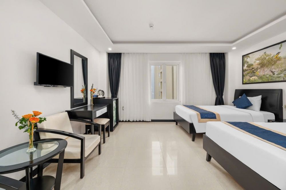 Triple Room Rear View, Kamala Hotel & Apartment Da Nang 4*