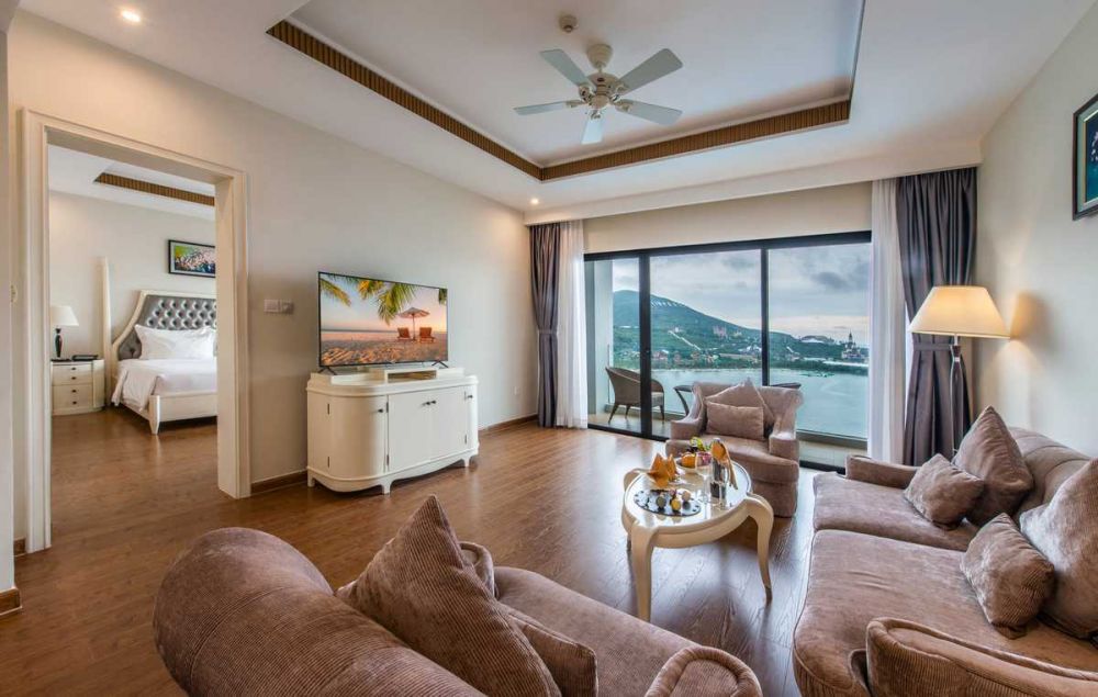 Executive Suite, Vinpearl Resort & Spa Nha Trang Bay 5*
