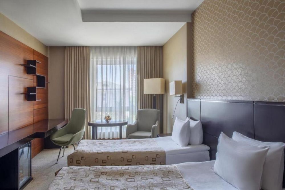 Standard Room, Point Hotel Baku 4*
