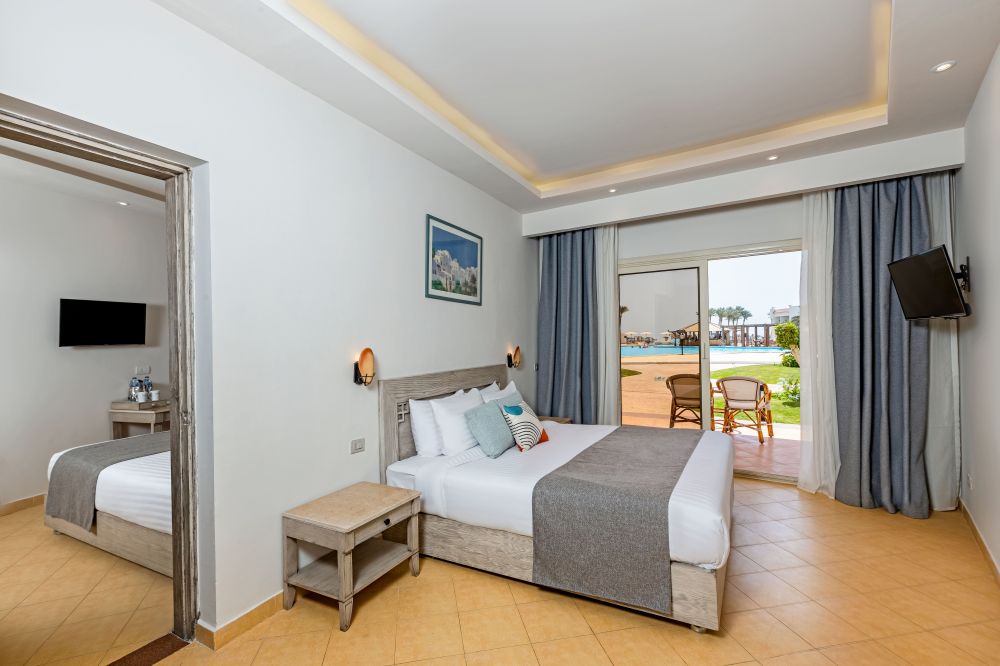 Mega Family Room, Sunrise Alma Bay Resort (ex. Protels Grand Seas Resort) 4*