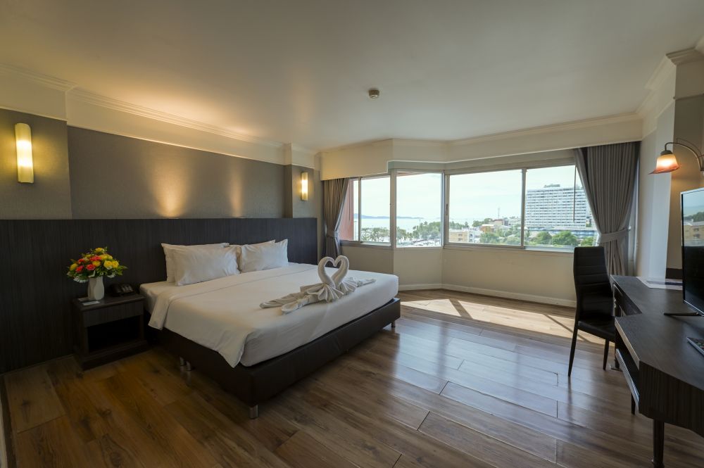 Deluxe, Coco Beach Hotel Jomtien 4*