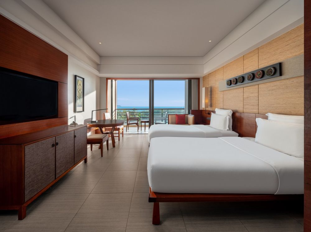 Deluxe Ocean View Room, Pullman Ocean View Sanya Bay Resort & Spa 5*