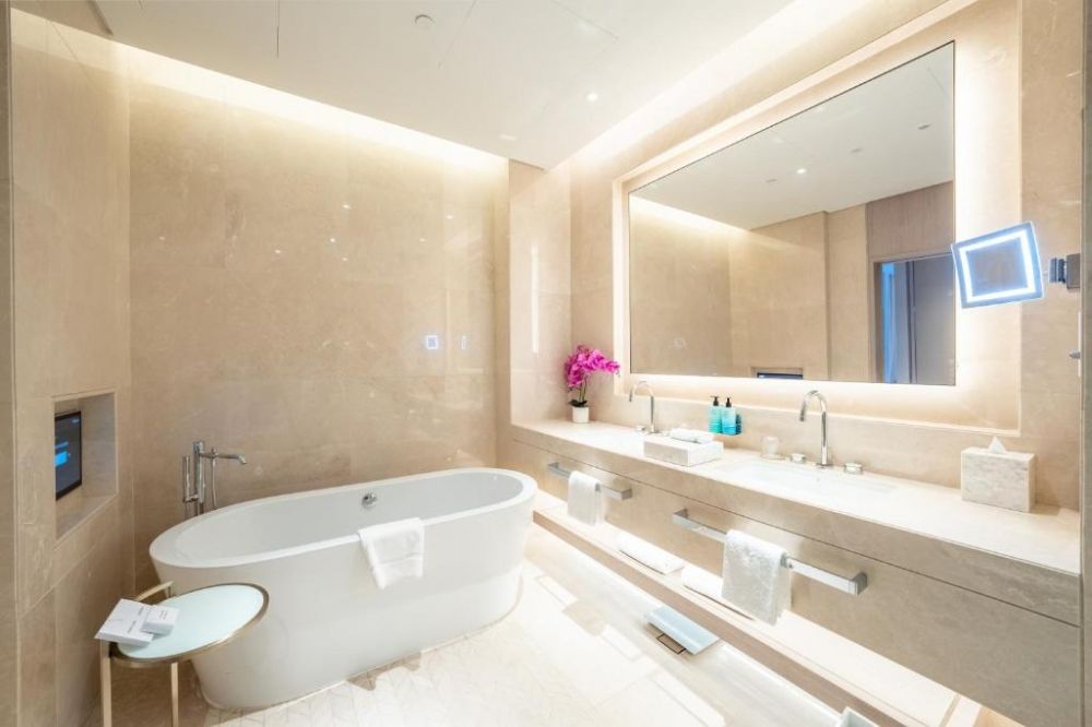 Habibi Suite with Pool, Five Luxe JBR 5*