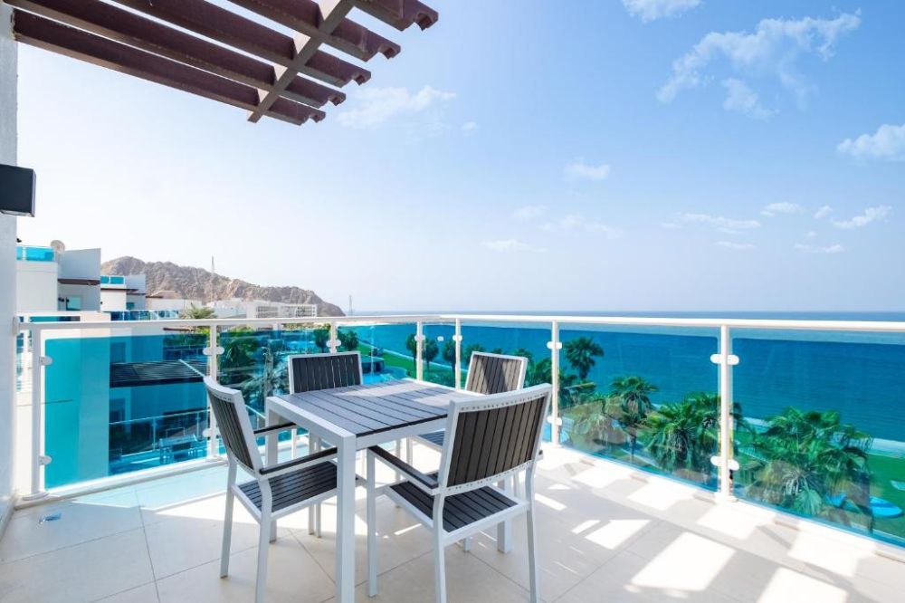 Two Bedroom Suite With Sea View, Radisson Blu Resort Fujairah 5*