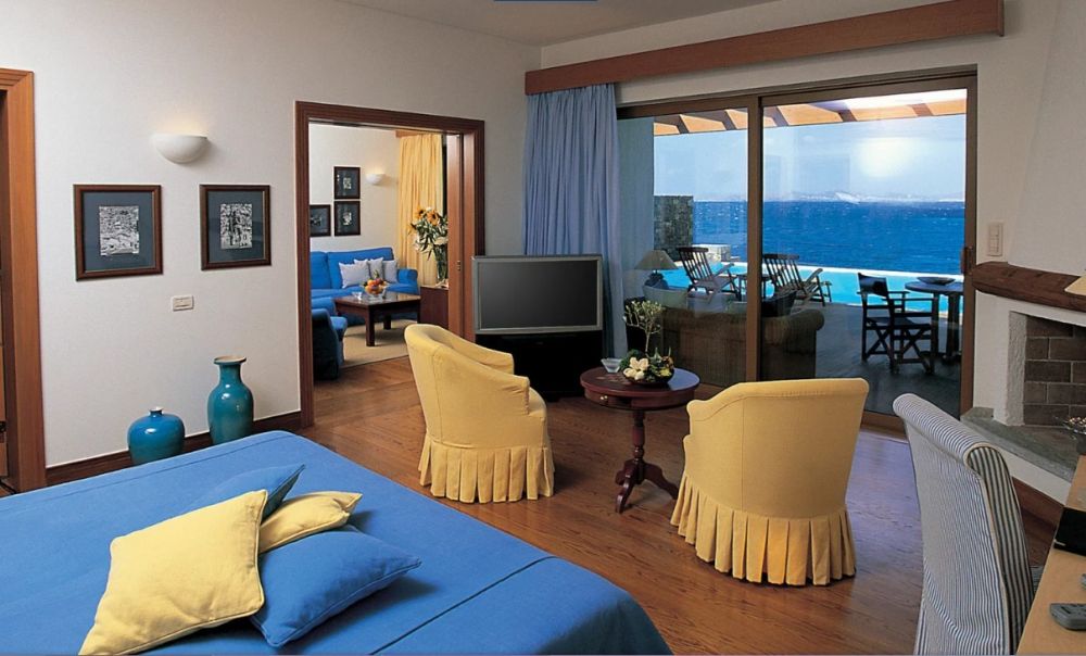 Executive Suite Private Pool, Grand Resort Lagonissi 5*