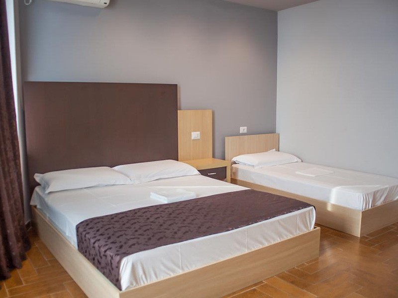 Deluxe Triple Room with Side Sea View, Apollon 4*