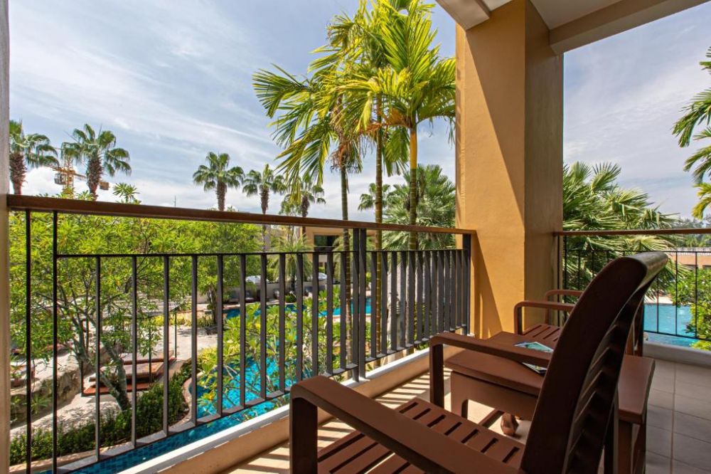 Deluxe Pool View, Rawai Palm Beach Resort 4*